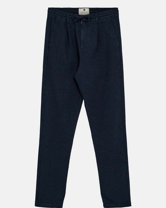 AKJAN PLEAT STRUCTURE ELA PANTS donkerblauw